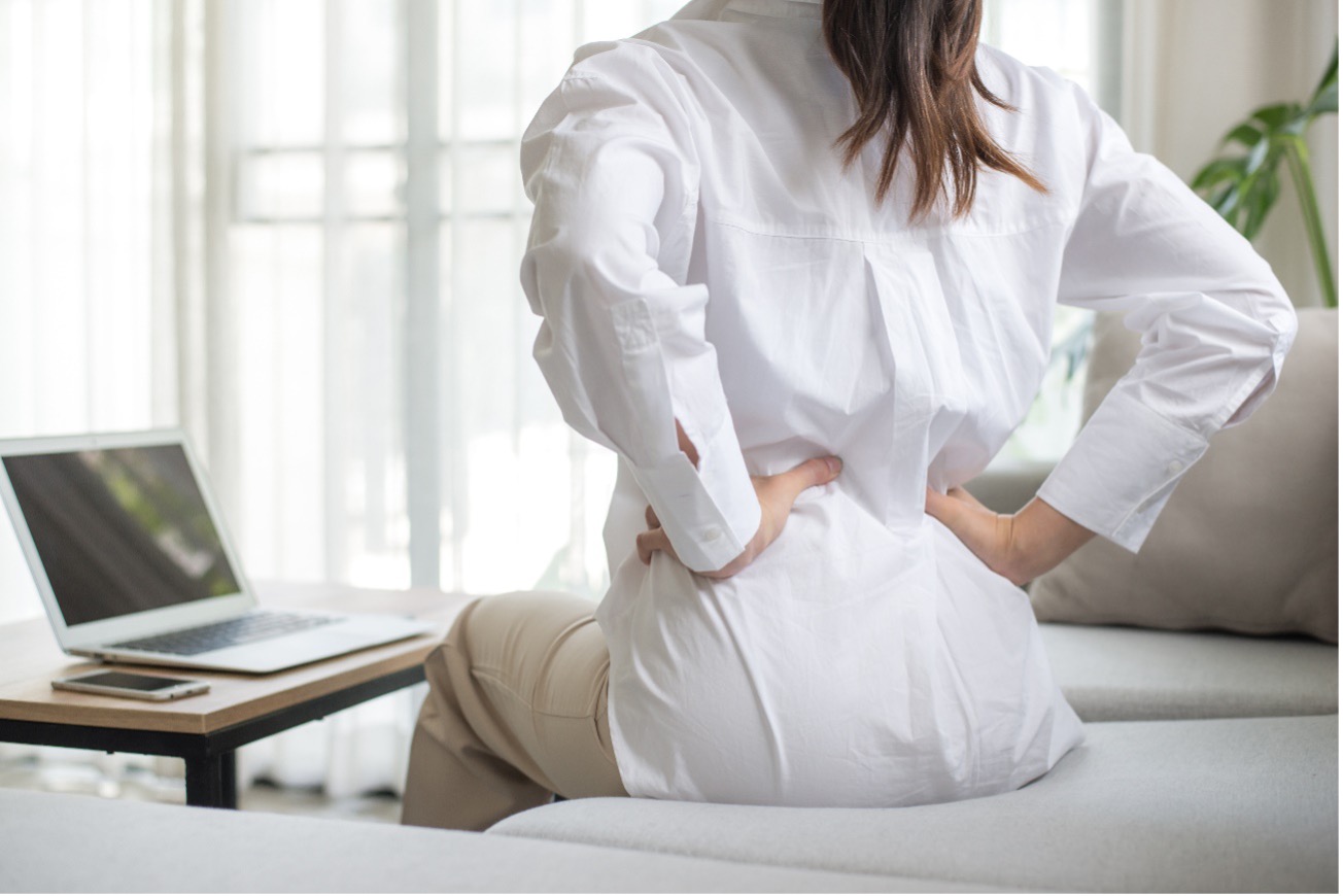 女性が悩む腰痛の原因とは？腰痛の種類や対策、改善方法まで詳しく解説！