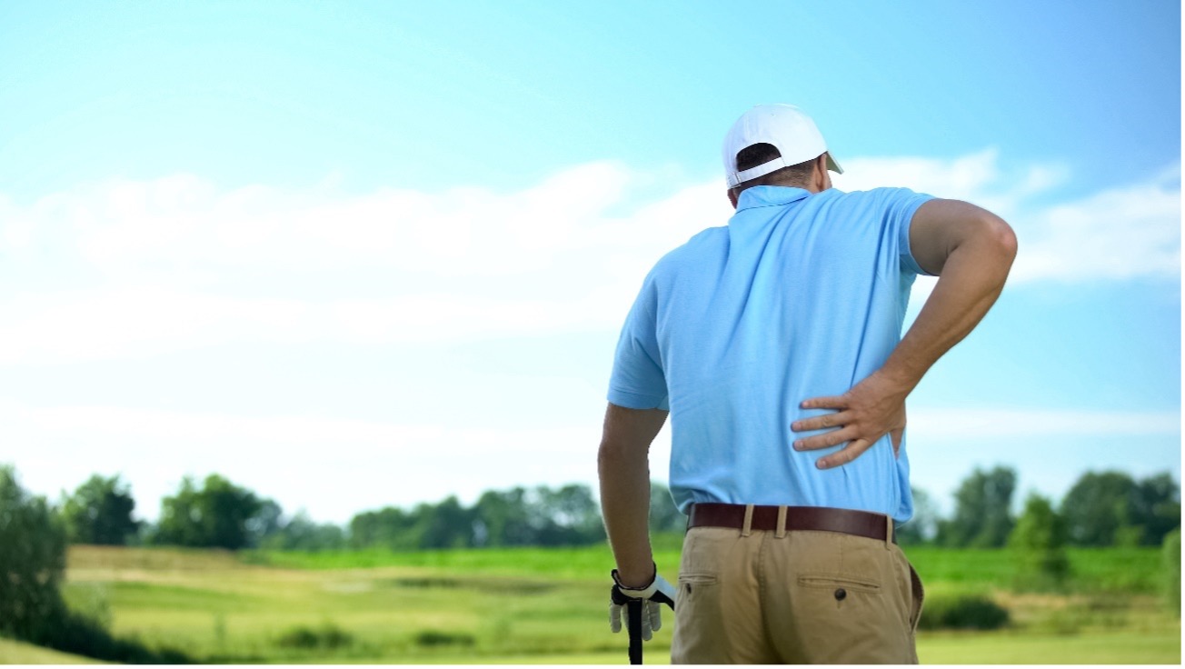 ゴルフによる腰痛の原因とは？予防法や対処法をあわせて徹底解説！