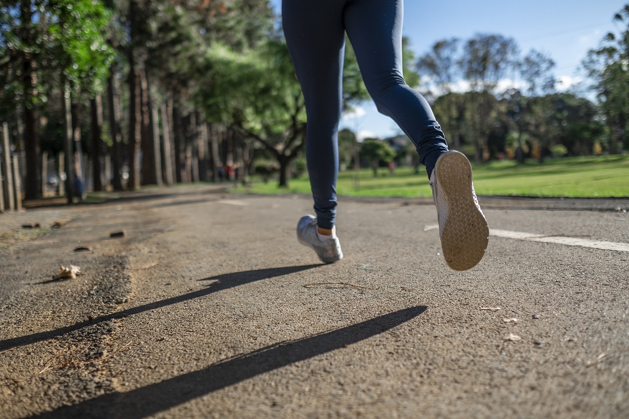 知らないと損をする骨盤ランニングのポイント9選！新常識骨盤ランニングとは