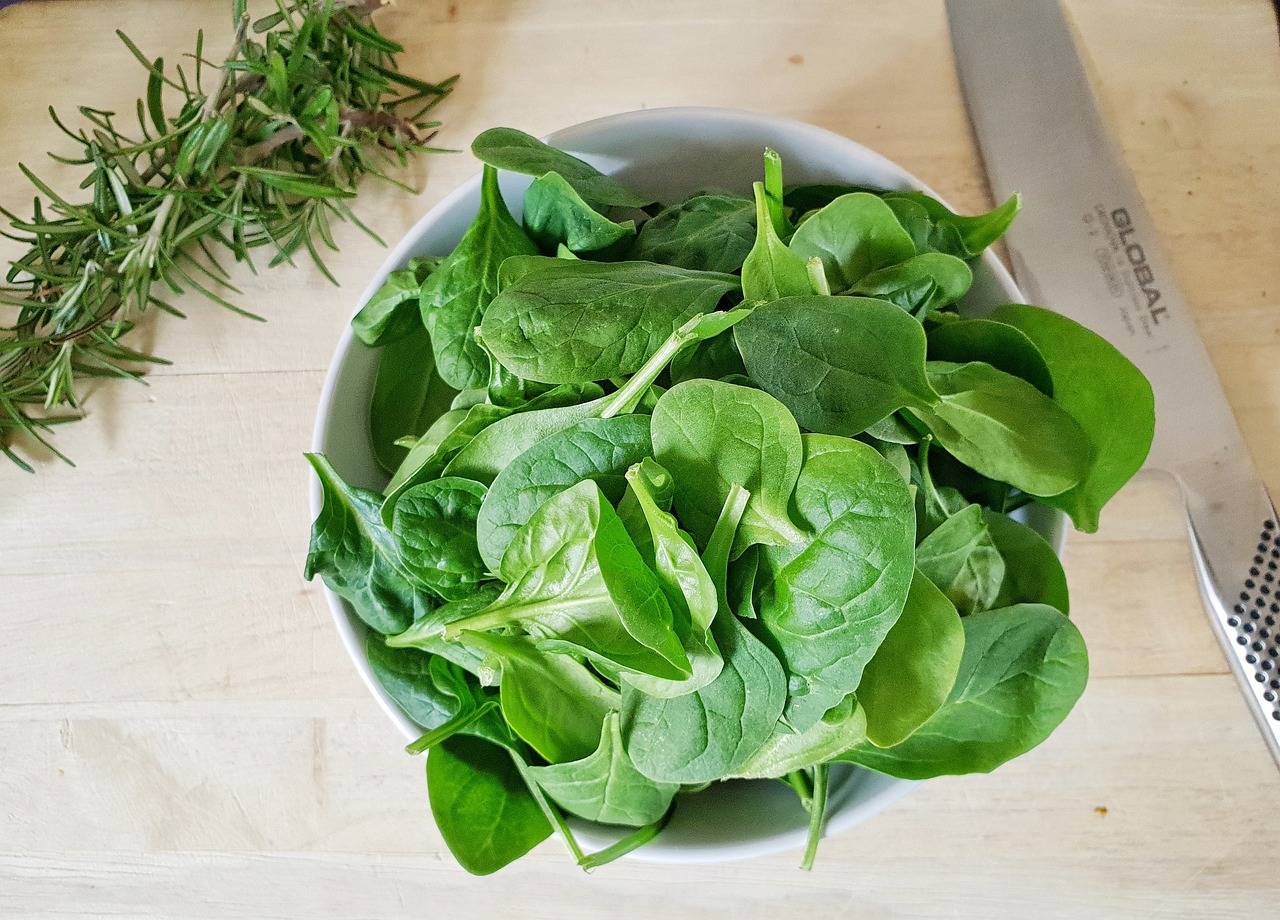 疲労回復に最適な食べ物ベスト10！エネルギーを取り戻す最強食材をランキング形式でご紹介
